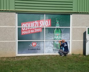 Oslikavanje izloga - Robi